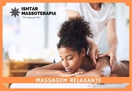 mulher recebendo uma massagem relaxante